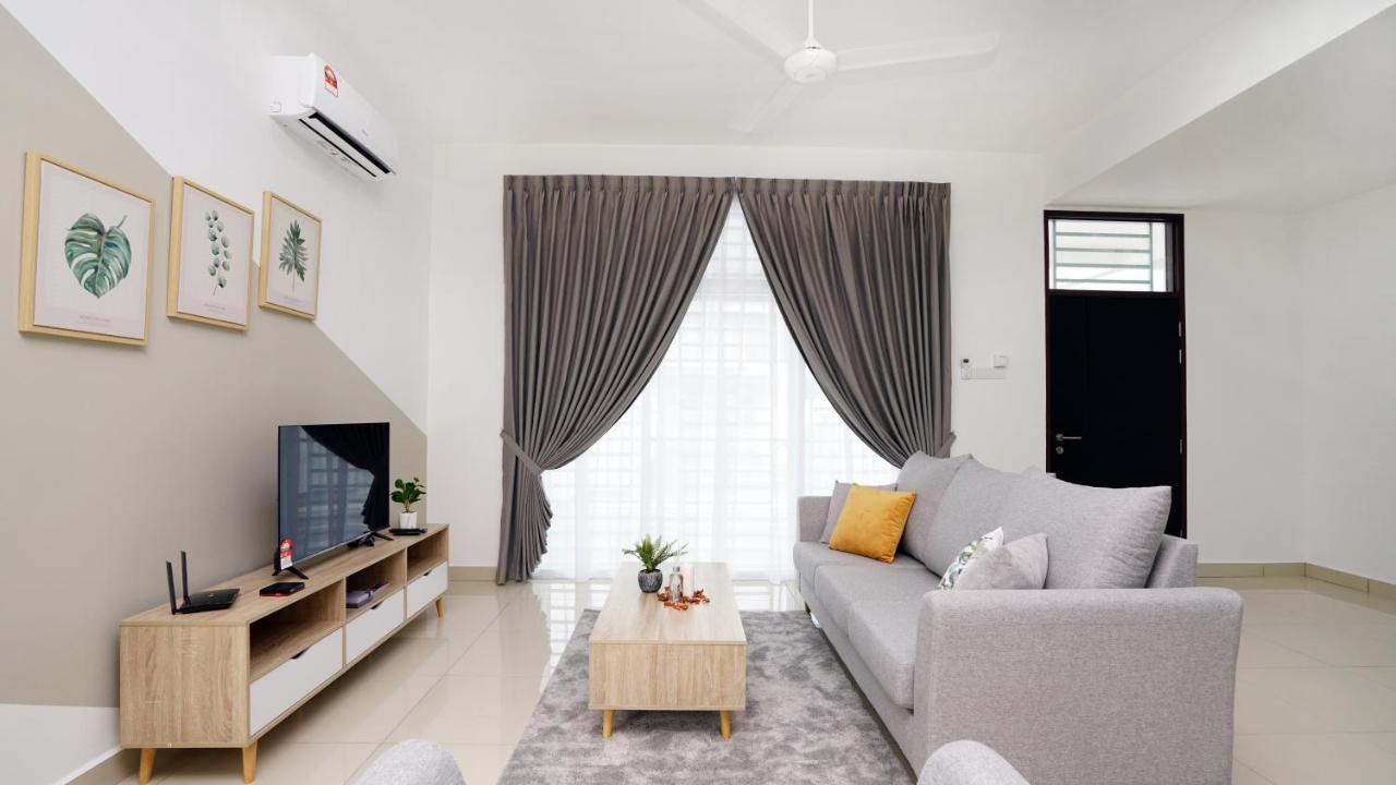 Villa Desaru Minimalism Muji Style By Joyfully 35M7 Exterior foto